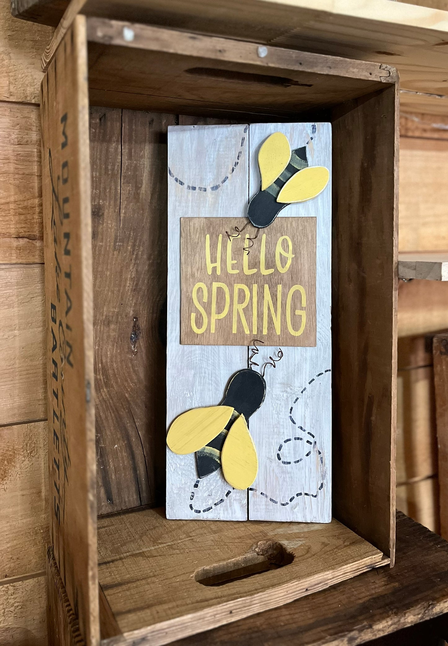 Hello Spring 🐝
